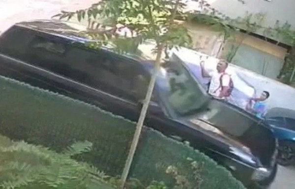 Mağdur baba yaşadıklarını anlattı! 'Tokat attı, boğazımı sıktı'